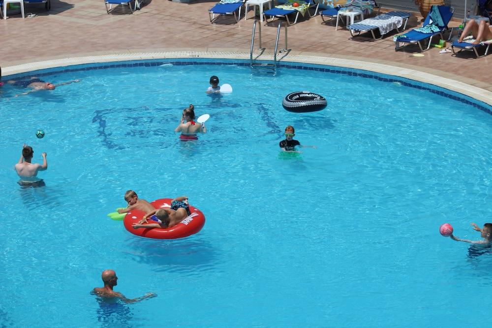 Aparthotel Ziakis