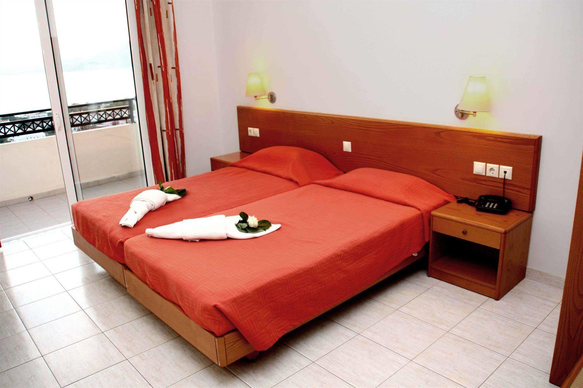 Ziakis Aparthotel 4*