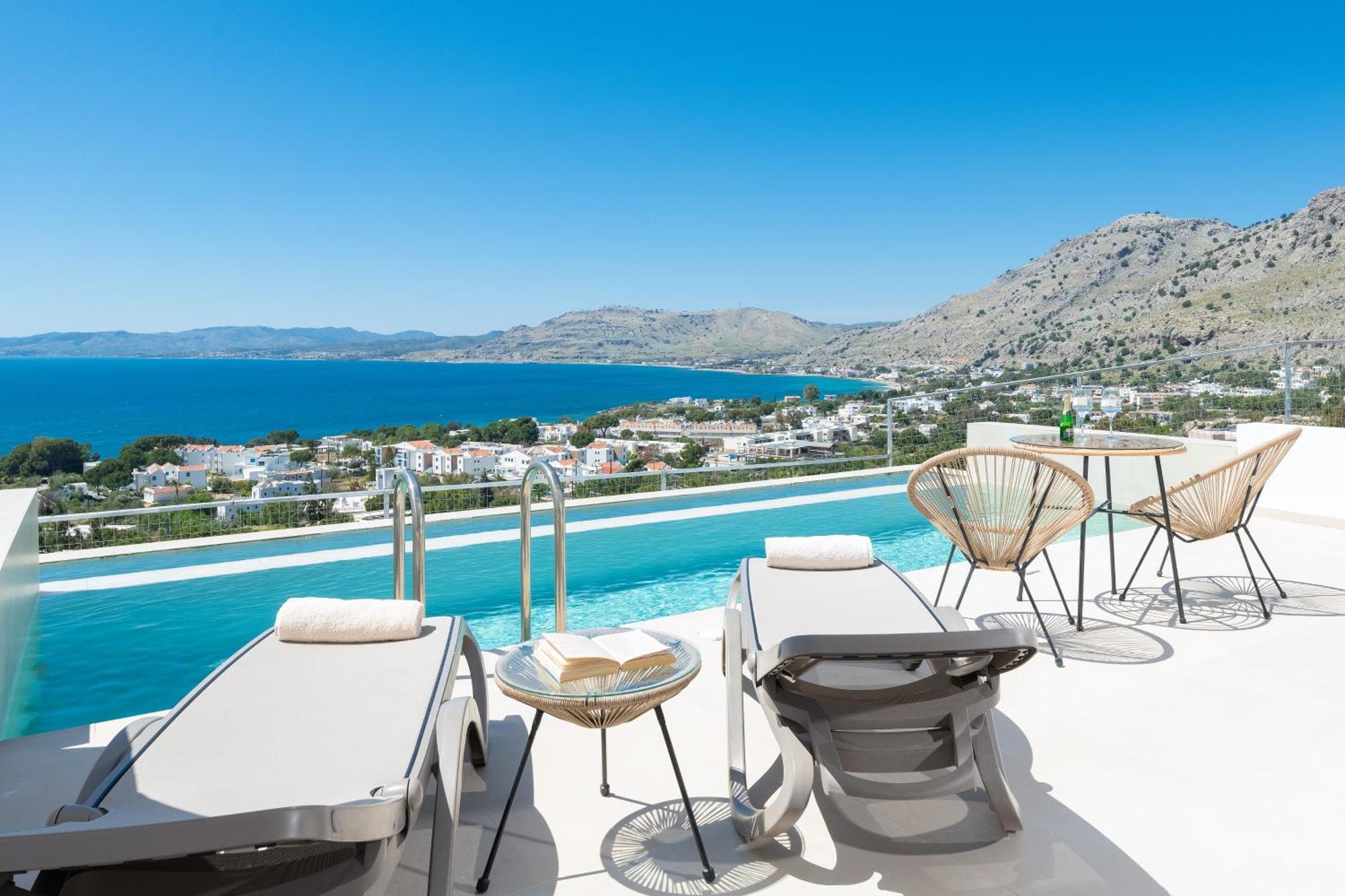 Ziakis Aparthotel Pefki